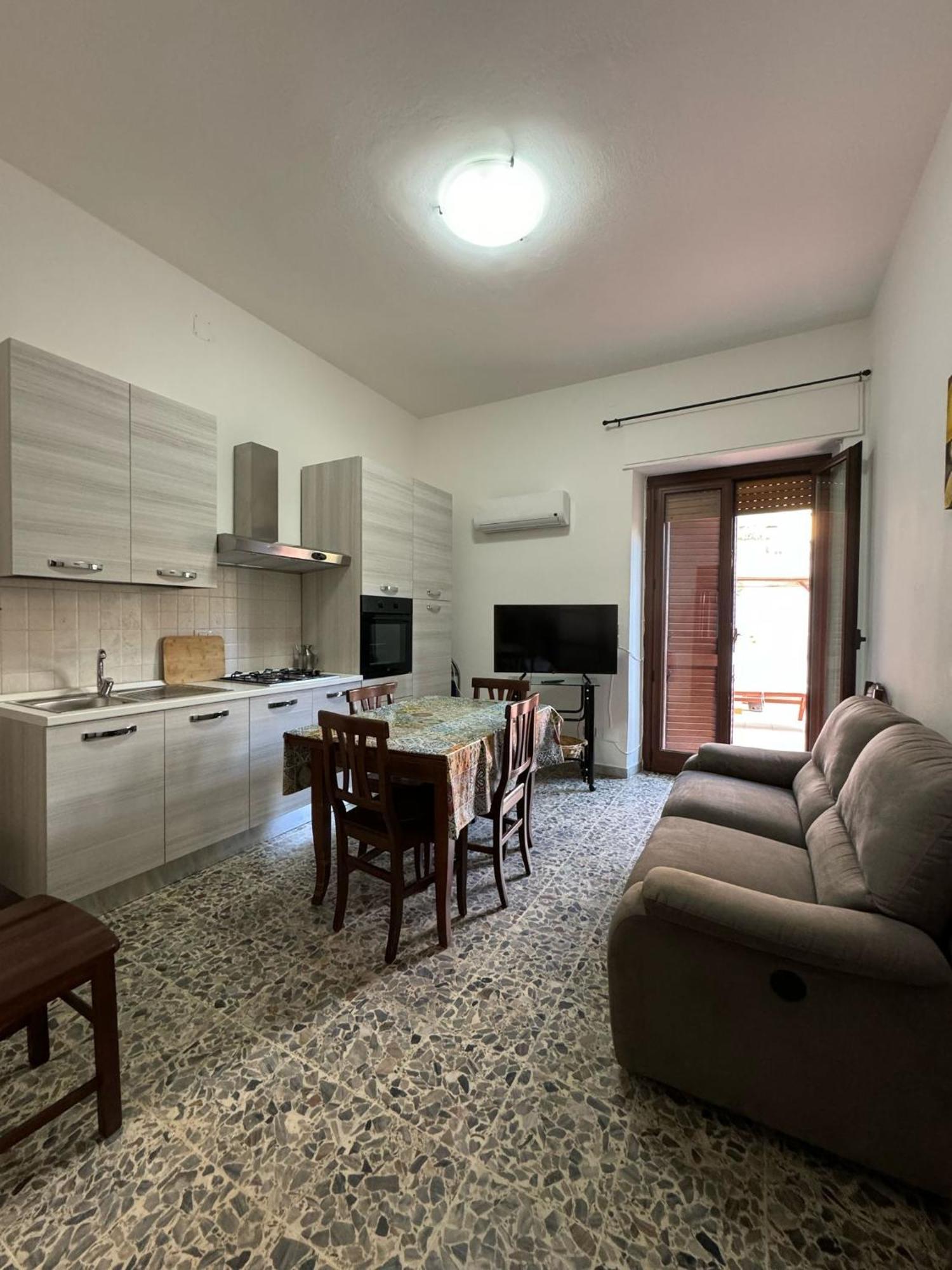 Pm 41 Via Ennio Porrino Guest House Αλγκέρο Εξωτερικό φωτογραφία
