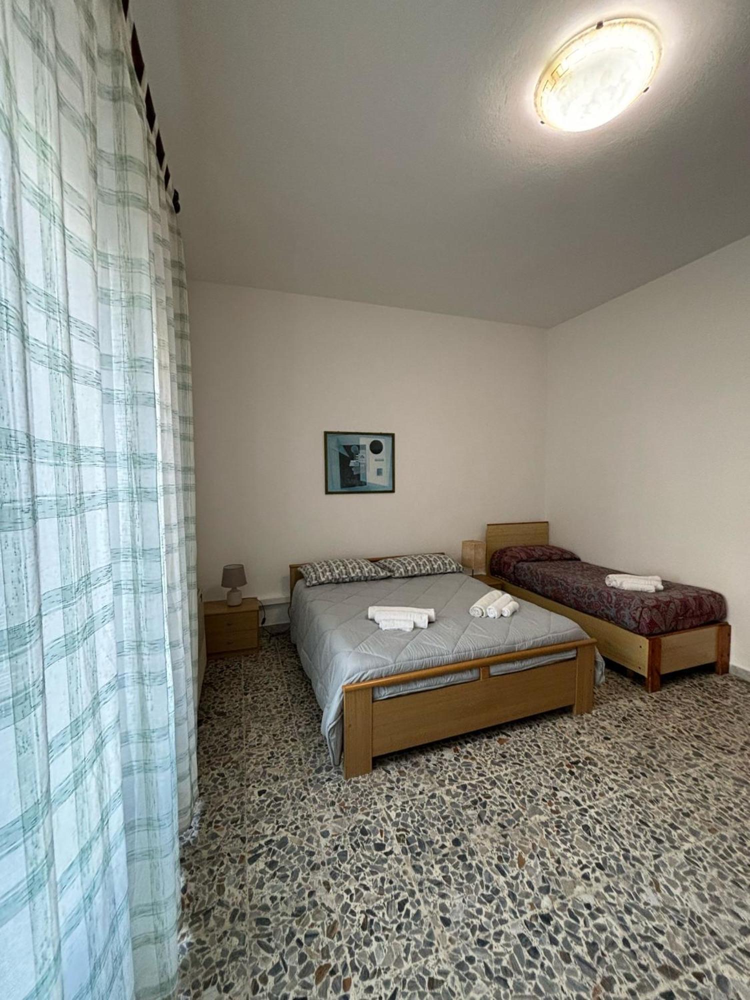 Pm 41 Via Ennio Porrino Guest House Αλγκέρο Εξωτερικό φωτογραφία