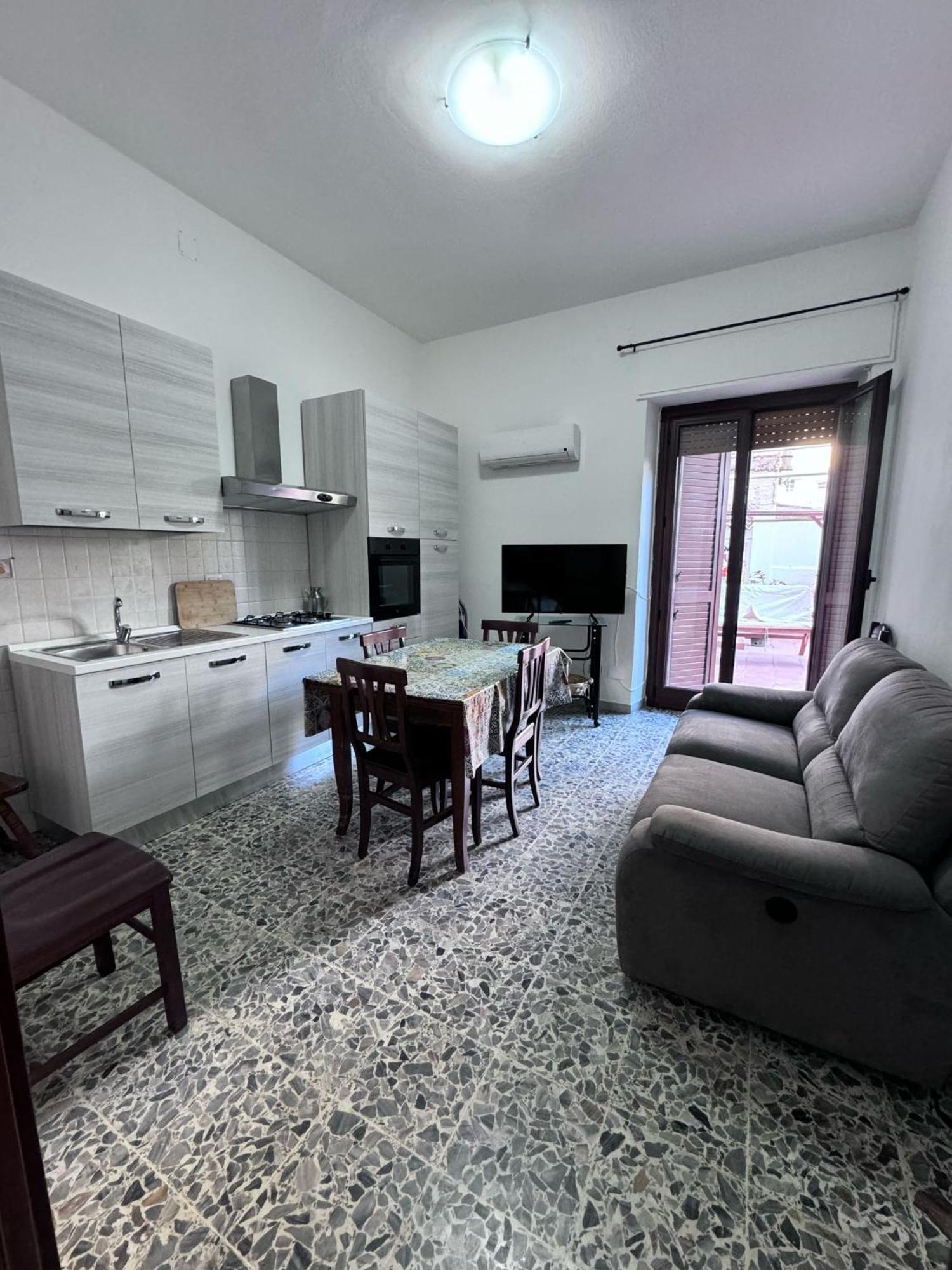 Pm 41 Via Ennio Porrino Guest House Αλγκέρο Εξωτερικό φωτογραφία