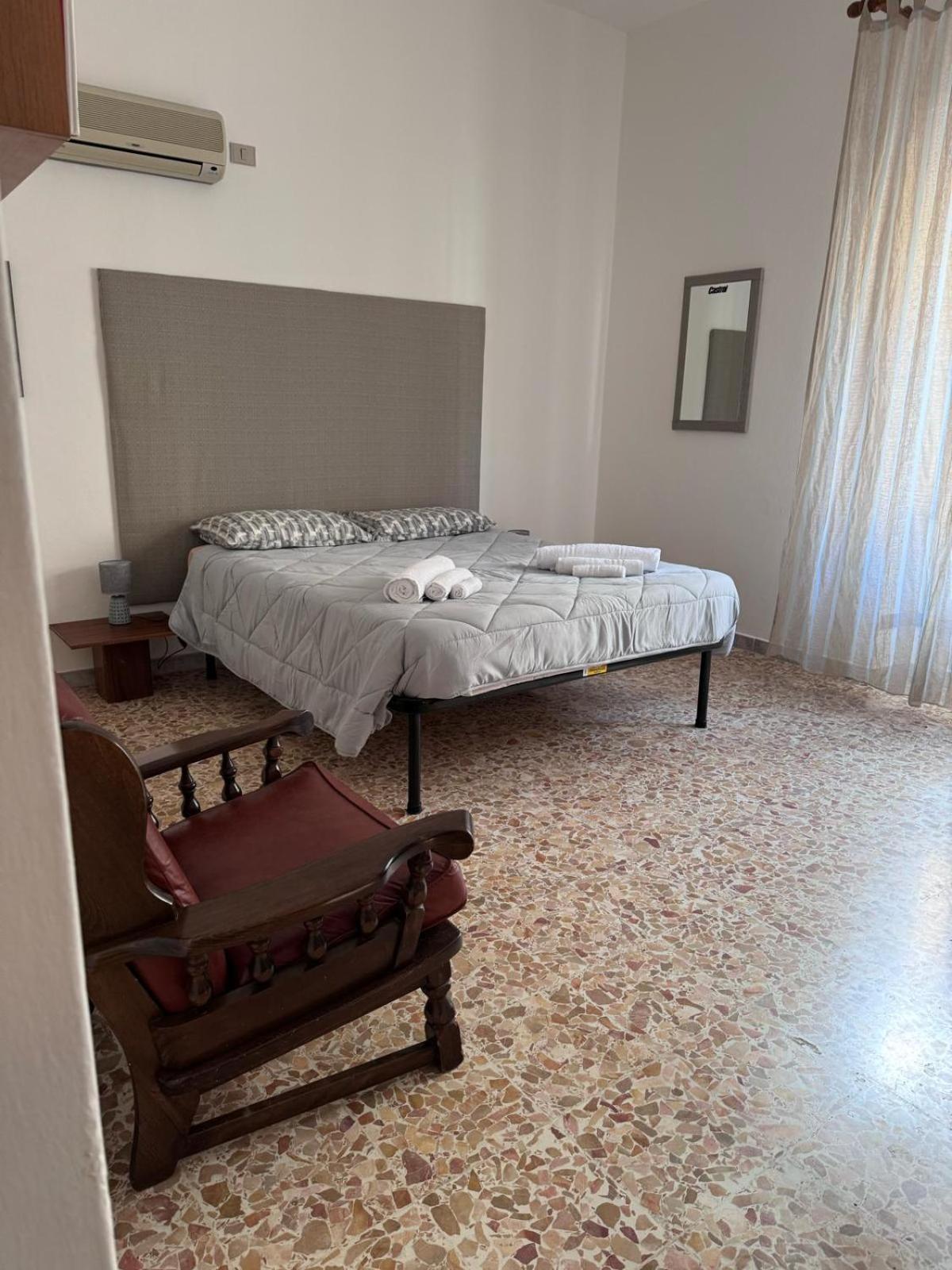 Pm 41 Via Ennio Porrino Guest House Αλγκέρο Εξωτερικό φωτογραφία